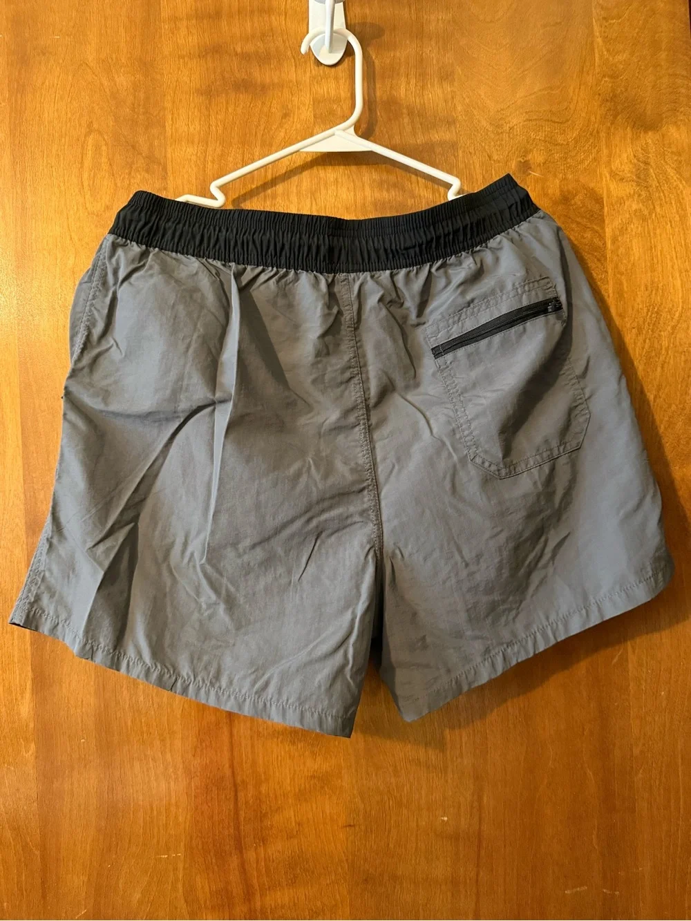 N/A lightweight gray